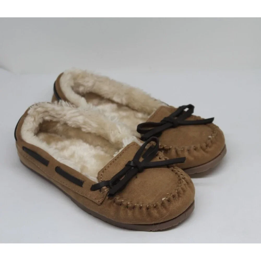 Airwalk Kids Suede Moccasin Slippers Faux Fur Lining Girls Size 12
